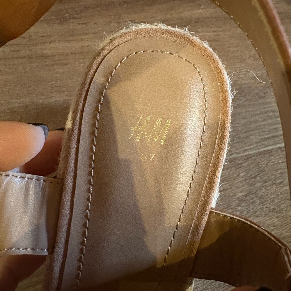 H&M Brown Espadrille Platform Sandals - Picture 7 of 7